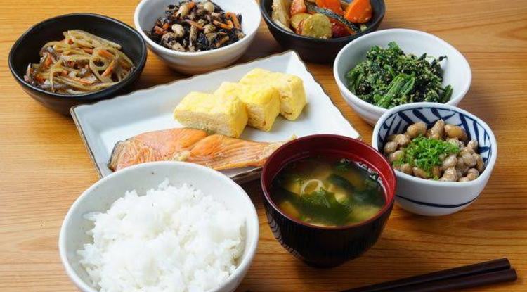 若葉りなヨガ教室